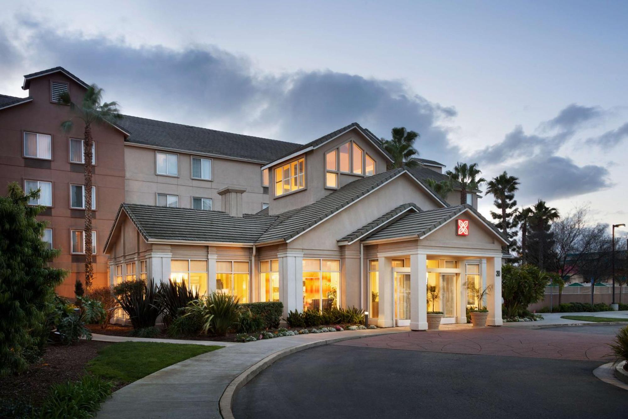 Hilton Garden Inn San Jose/מילפיטאס מראה חיצוני תמונה