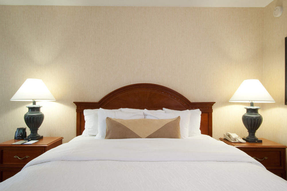 Hilton Garden Inn San Jose/מילפיטאס מראה חיצוני תמונה